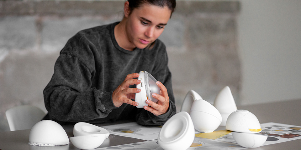 milani design consulting agency usercentred productdesign medicaldesign Medela Magic InBra 3dmodels Designer Claudia Polli
