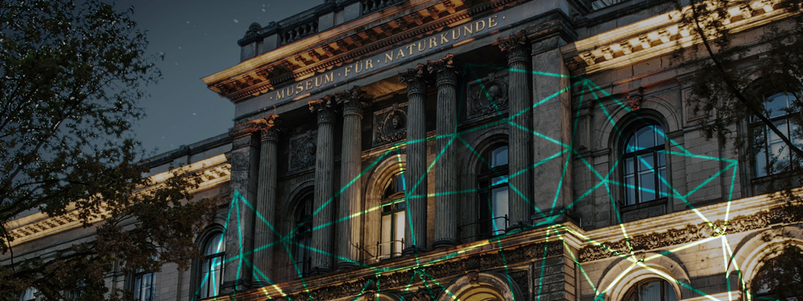 milani design consulting agency branddesign fasssadenbespielung museum fuer naturkunde 2560x960px